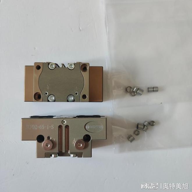 机器人气爪厂家助力：码垛抓取空间优化策略！(图1)