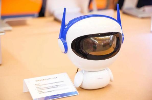 AI上显示 维信诺以“2+3+4”全矩阵亮相DIC 2025(图6)