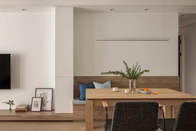 80㎡精装房改造地台+半开放式书房全屋智能系统提升空间格调(图12)