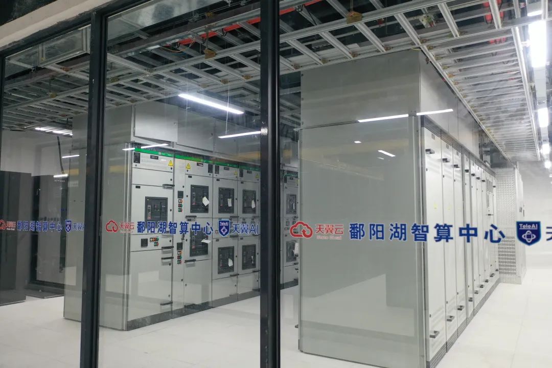 打造人工智能产业高地九江机器人小镇阔步前行(图2)