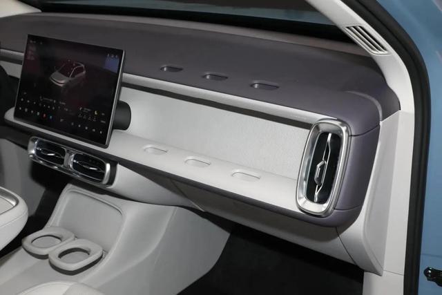 纯电SUV硬碰硬空间智能续航全面PK元PLUS和零跑B10你怎么选？(图4)