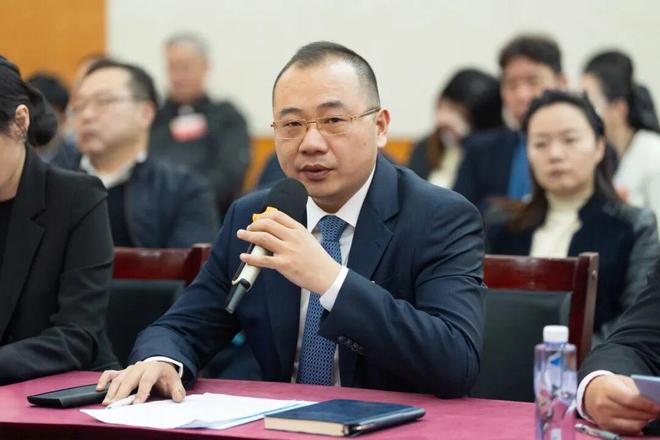 建设现代化人民城市提升城区治理精细化智能化水平丨区二届人大七次会议专题审议会(图3)